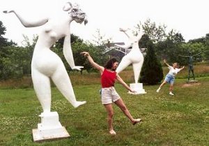 field dancers